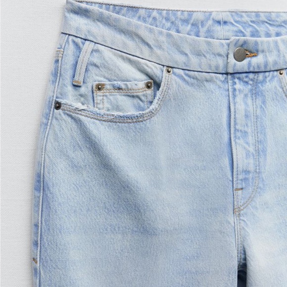 ZARA Good American '90s Relaxed Jeans BNWT - Picture 2 of 5